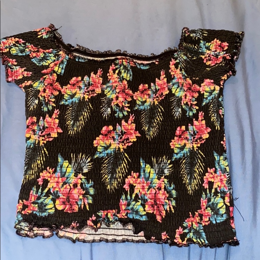 off the shoulder fitted crop top